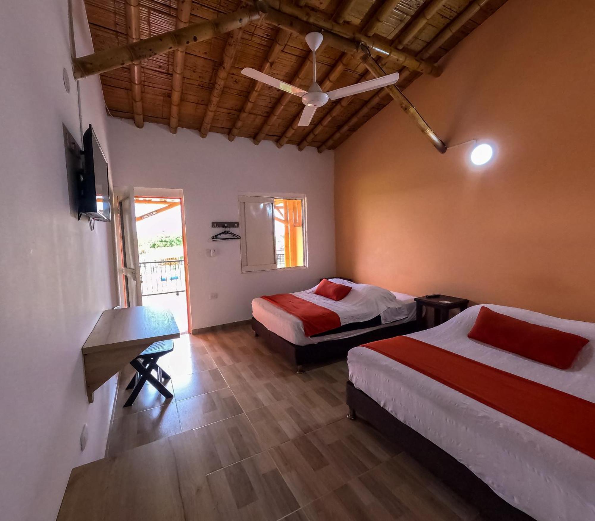 Hotel Parque De Los Arrieros مونتينيغرو المظهر الخارجي الصورة